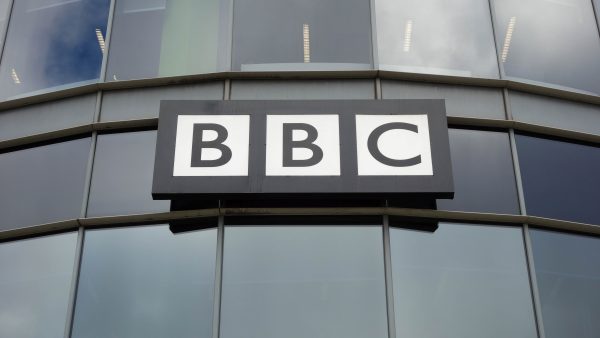 BBC : 550 suppressions de postes annoncées d&rsquo;ici mars 2027
