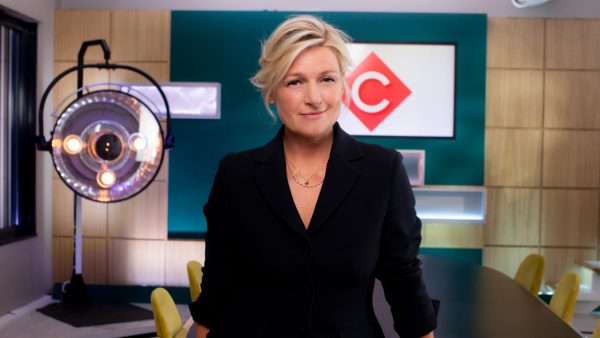 Anne-Élisabeth Lemoine sur le départ ? Les coulisses explosives de la crise à « C à vous »