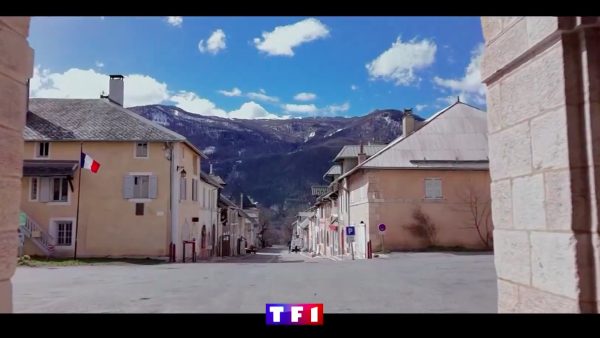 « Madame, Monsieur, Bonjour » : TF1 Info dévoile sa vision de l’information dans un clip manifeste