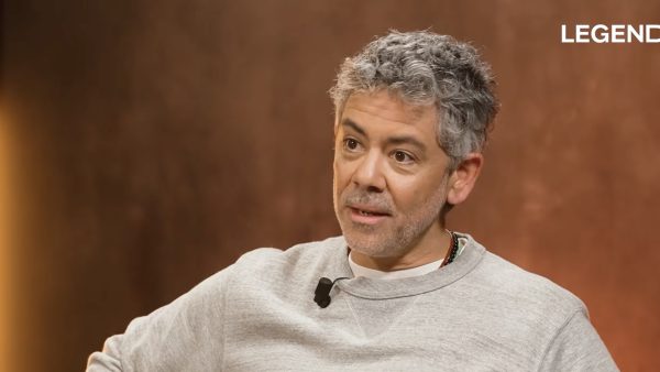 Manu Payet évoque sa carrière, sa famille et son nouveau film dans Legend