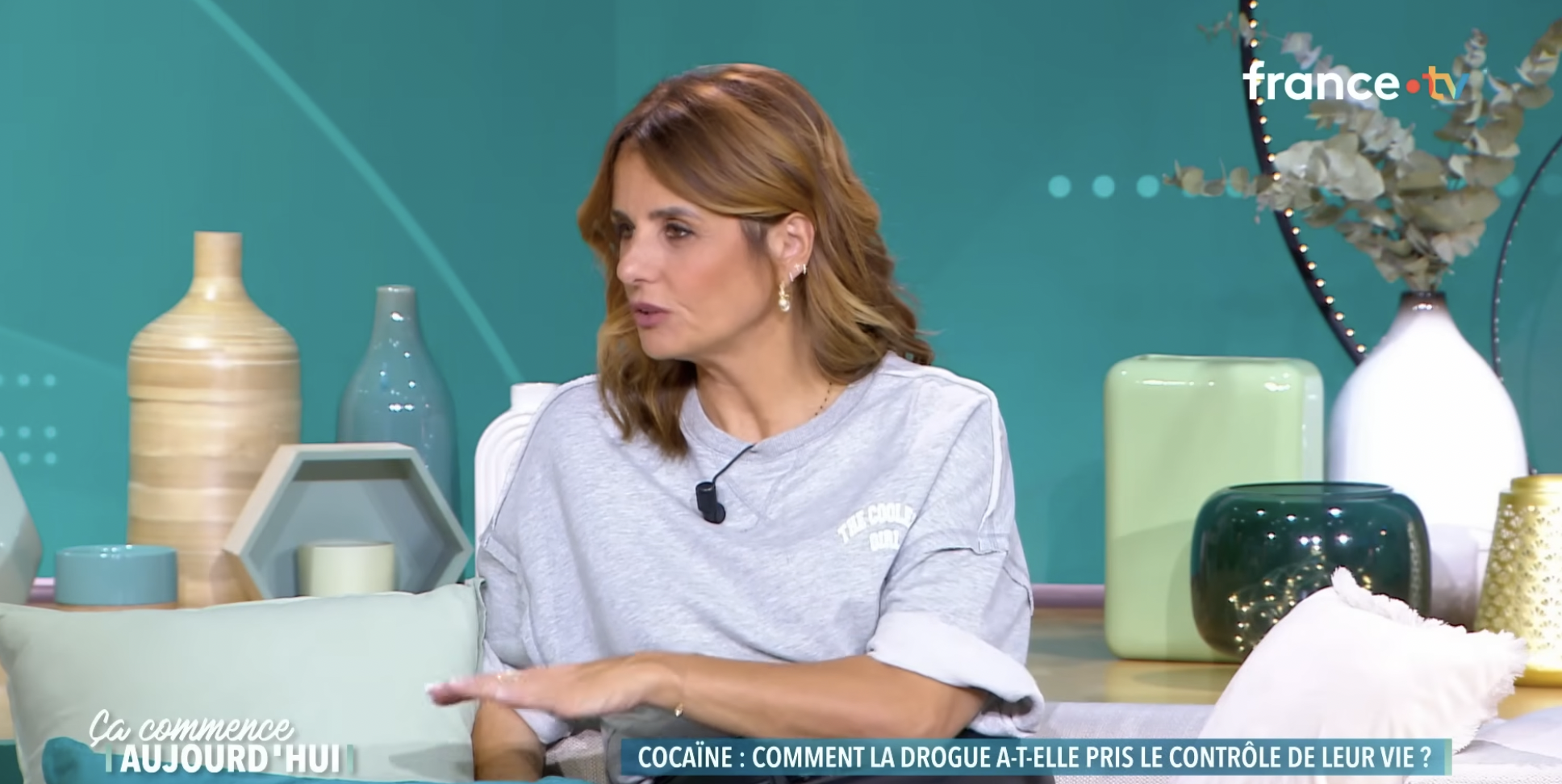 “Je consommais par voie vaginale” : Faustine Bollaert sidérée par le témoignage de Charlotte Chaleil dans Ça commence aujourd’hui