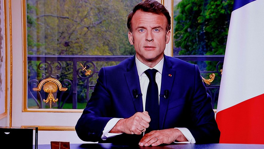 Emmanuel Macron invité du JT de 13H de TF1 en direct du sommet du G7 ce lundi