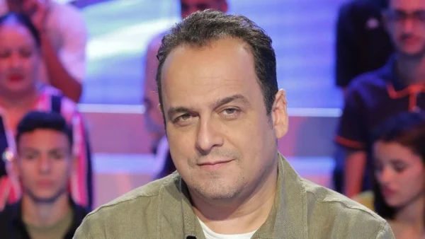 En grève de la faim, le journaliste Mourad Zeghidi alerte sur sa détention en Tunisie