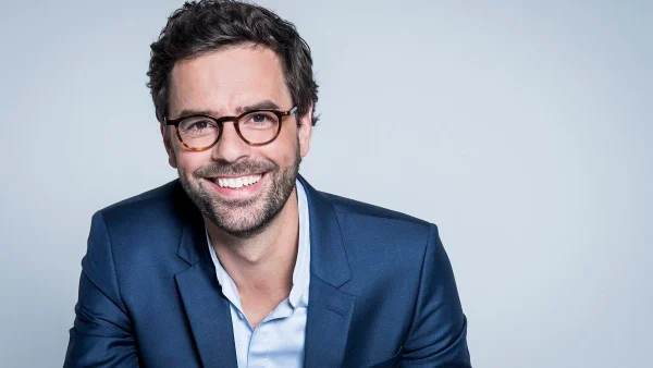 Après son départ d&rsquo;Europe 1, Thomas Isle fait son retour à France Télévisions et intégrera la nouvelle formule de « Télématin »