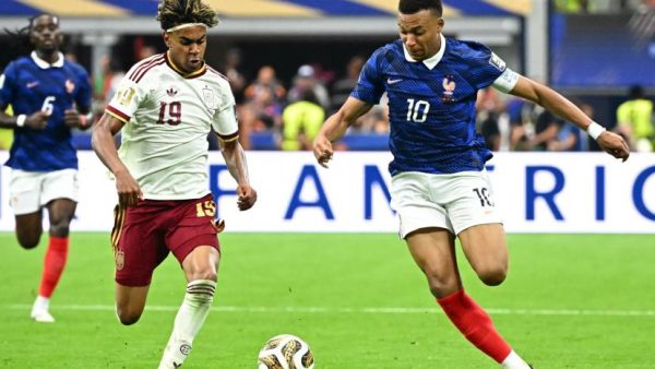 Audiences TV : plus de 20 millions de téléspectateurs devant la demi-finale France-Espagne sur M6
