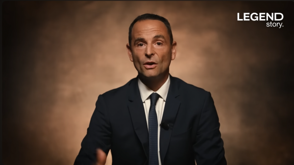 Football : Grégoire Akcelrod décrit les dérives du football professionnel dans une interview à LEGEND