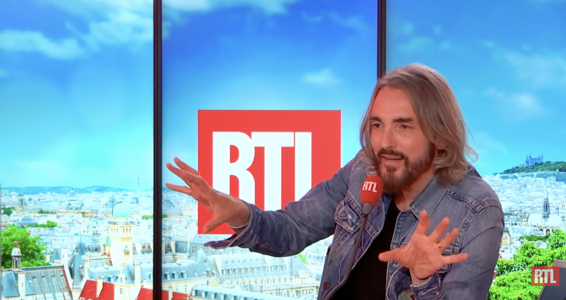 Christophe Willem se confie sur RTL : « J&rsquo;ai besoin de vivre avant d&rsquo;écrire un album »