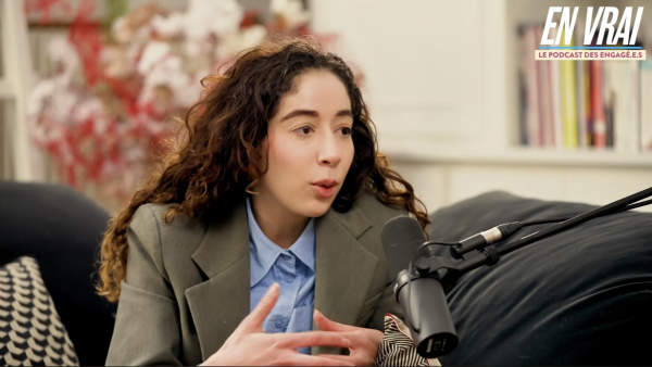 Rania Kissi raconte son parcours de l&rsquo;Aide sociale à l&rsquo;enfance à la mairie de Paris dans le podcast En vrai