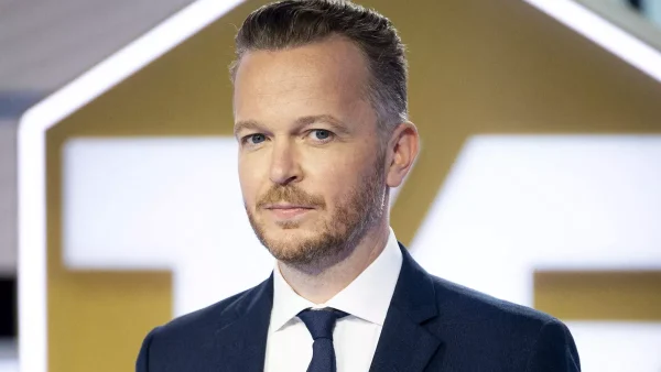 Julien Brun sans diffuseur après la Coupe du monde : l&rsquo;un des grands paradoxes du mercato des commentateurs