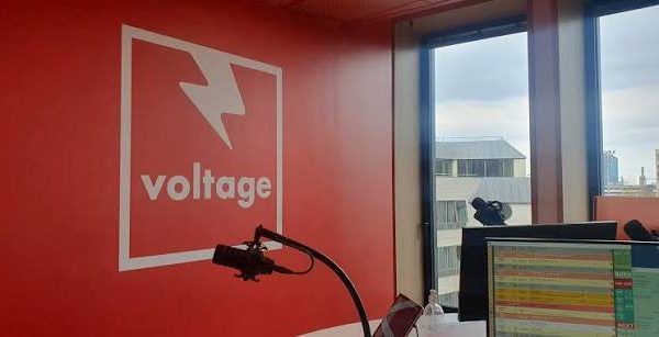 L&rsquo;Arcom met en demeure Voltage pour non-respect de ses quotas de chansons francophones