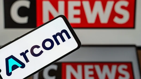 L&rsquo;Arcom met fin aux régularisations nocturnes des temps de parole de CNEWS