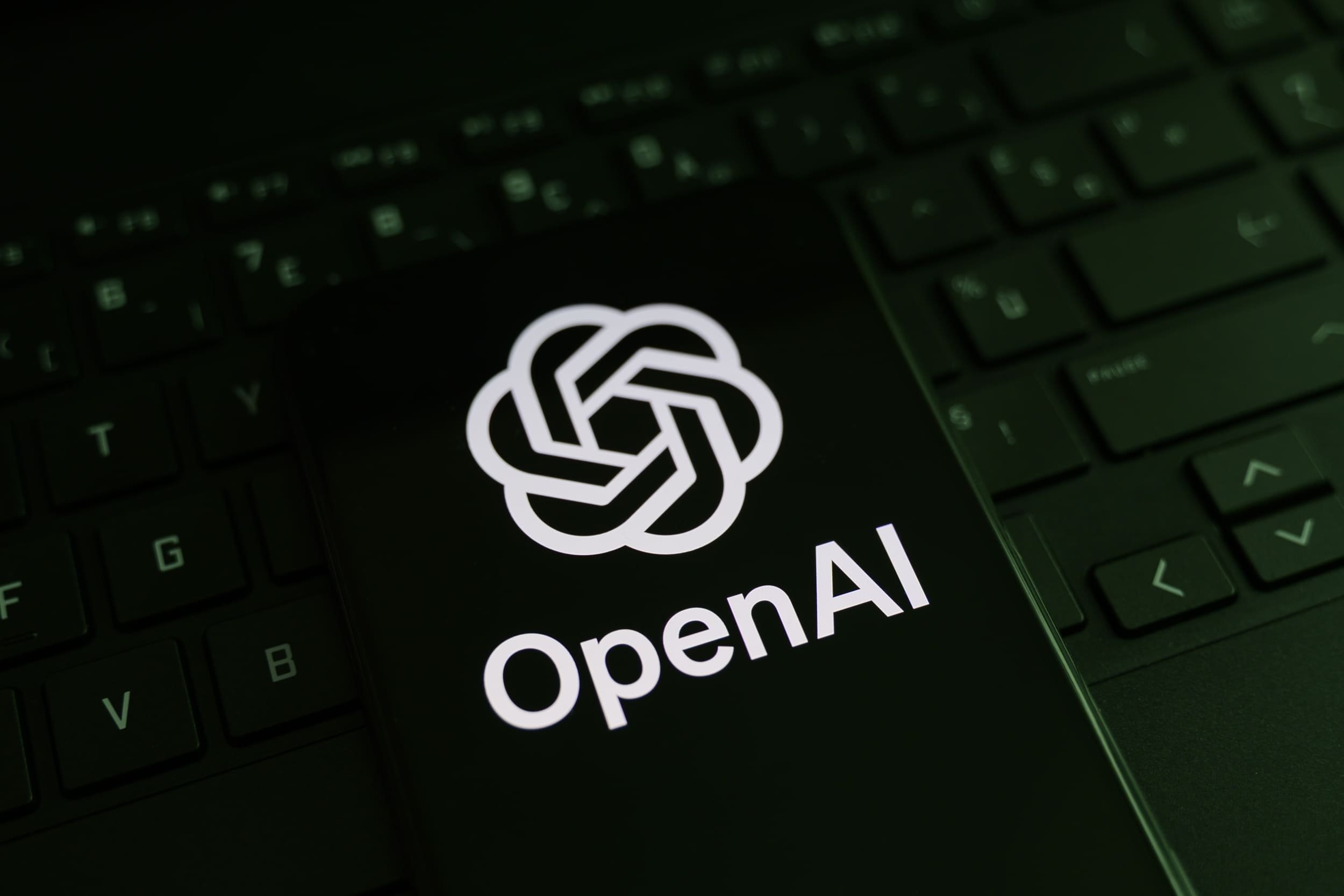 OpenAI accélère le déploiement de la publicité sur ChatGPT en Europe