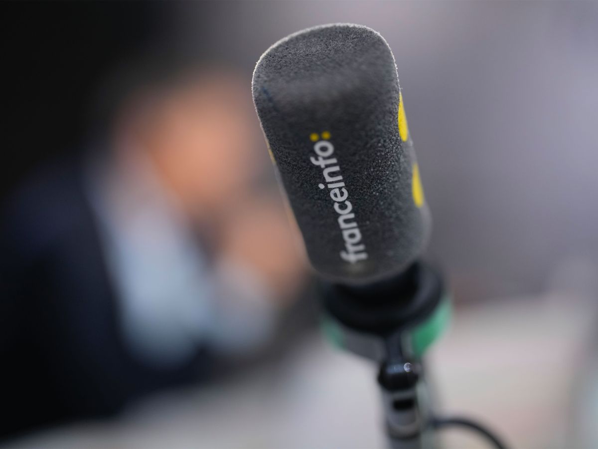 Pourquoi les audiences de franceinfo continuent de reculer malgré une actualité particulièrement dense
