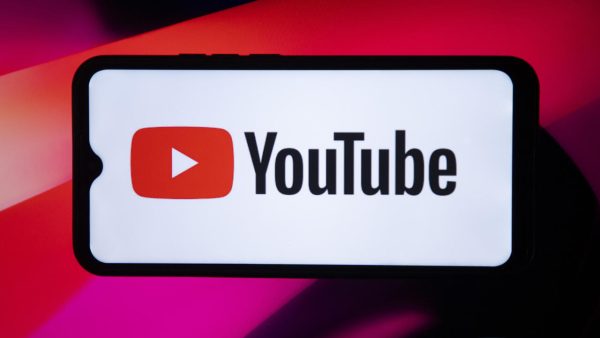 YouTube, partenaire ou menace ? Le dilemme des médias publics face aux jeunes générations