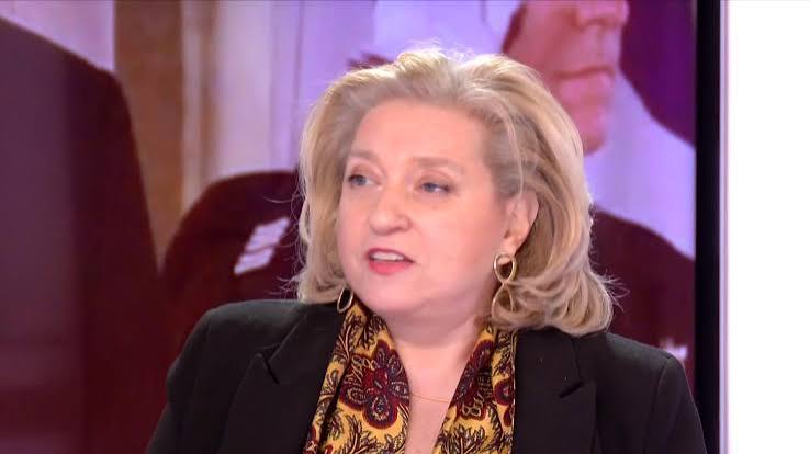 Anne-Élisabeth Moutet : la journaliste française devenue une voix incontournable des médias britanniques
