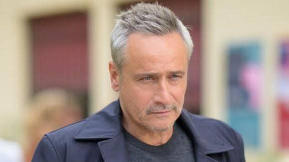 Audiences TV : « Simon Coleman » domine « Camping Paradis », France 2 leader de la soirée
