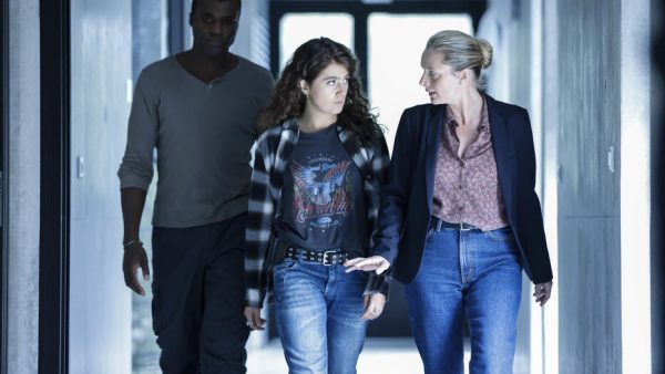 Audiences TV : « À l’instinct » sur France 2 écrase Arthur sur TF1, gros revers pour M6