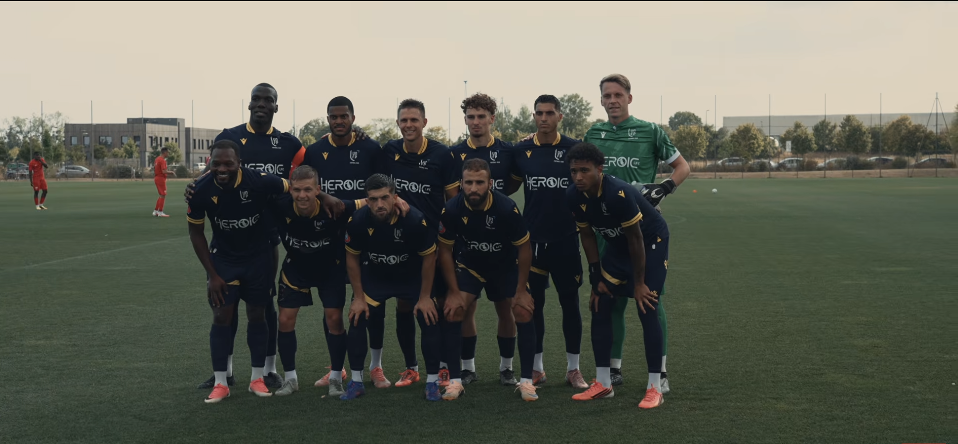 « Deux Nuits Avec » raconte la réalité méconnue des footballeurs sans club