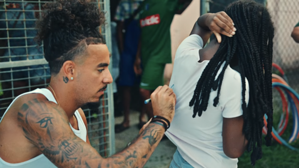 Malo Gusto lance sa chaîne YouTube avec un voyage intime en Martinique