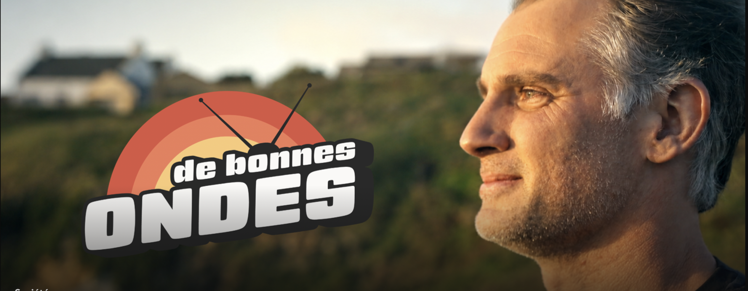 Audiences : Raphaël de Casabianca démarre correctement avec « De bonnes ondes » sur Novo19