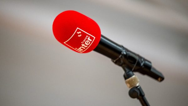 France Inter : la rédaction vent debout contre l’arrivée de Charles Sapin