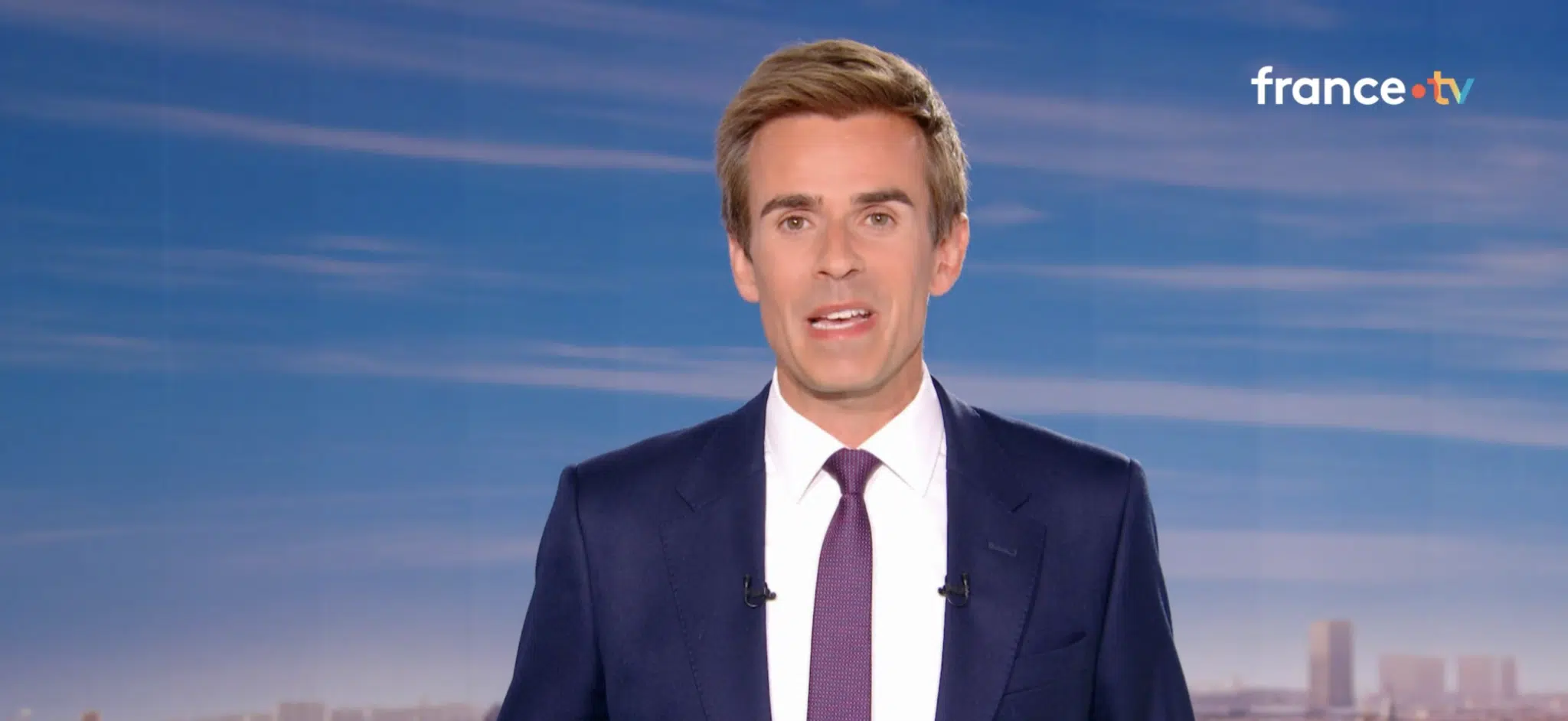 Jean-Baptiste Marteau adresse un message à Léa Salamé en plein JT
