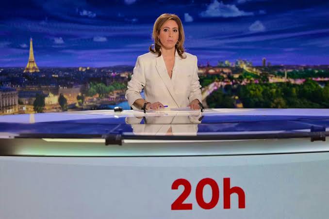 Léa Salamé quitte le 20H de France 2 après la candidature de Raphaël Glucksmann