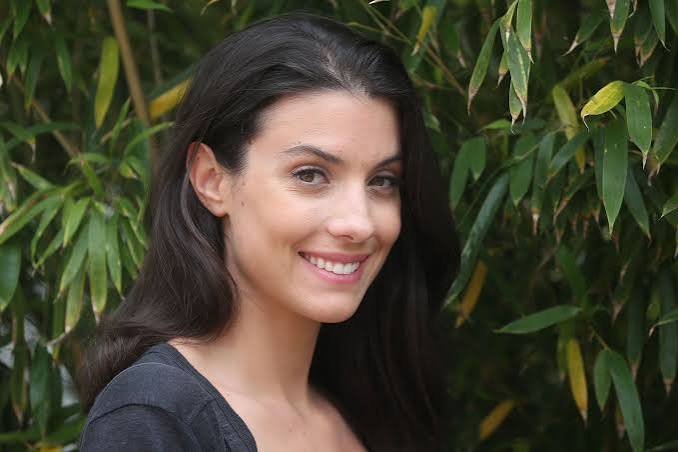 Ludivine Sagna : de mannequin à chroniqueuse, le parcours discret d&rsquo;une personnalité des médias