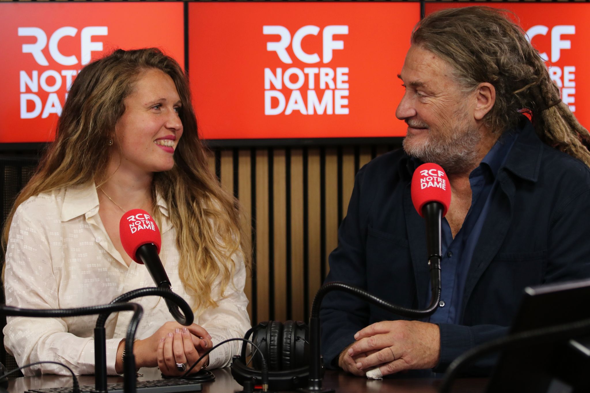 Olivier Delacroix revient à la libre antenne avec « La Voix d’Olivier » sur RCF Notre Dame