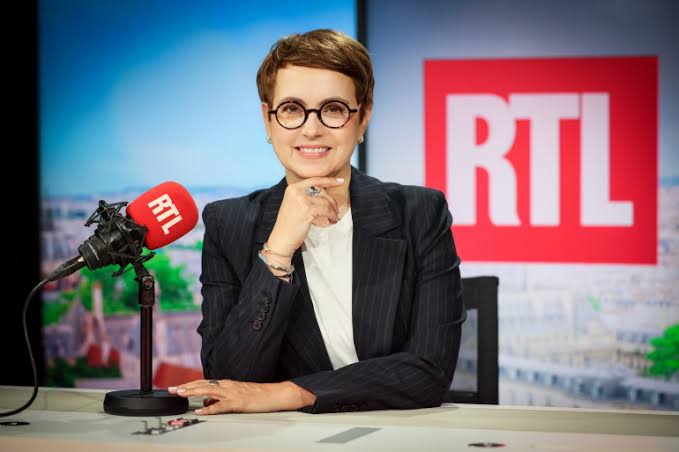 Sophie Jovillard arrive sur RTL avec « Destination ailleurs », un nouveau rendez-vous consacré au voyage