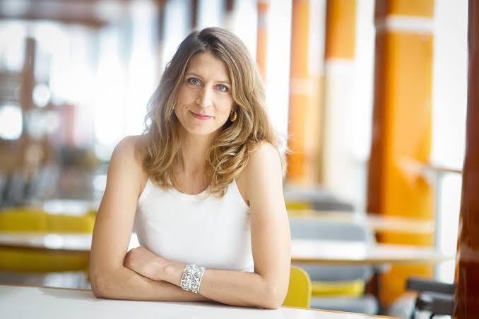 Adèle Van Reeth sort du silence et prépare déjà son retour à la radio