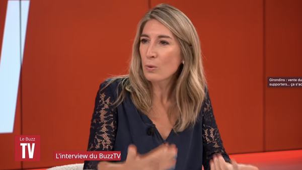 Après Au Tableau !, Caroline Delage lance À l’EHPAD ! avec les candidats à la présidentielle 2027