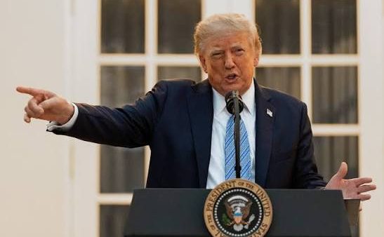 Trump bannit CNN, MS NOW et Politico de la Maison Blanche