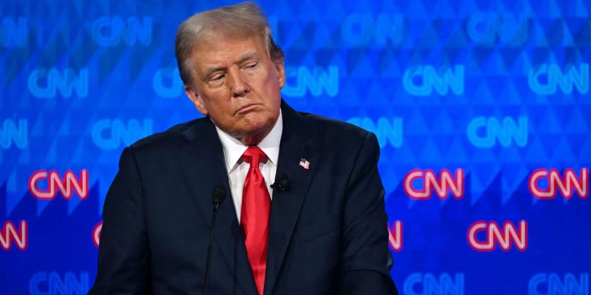 Trump : les grandes chaînes américaines se retirent du « pool » présidentiel après l’exclusion de CNN