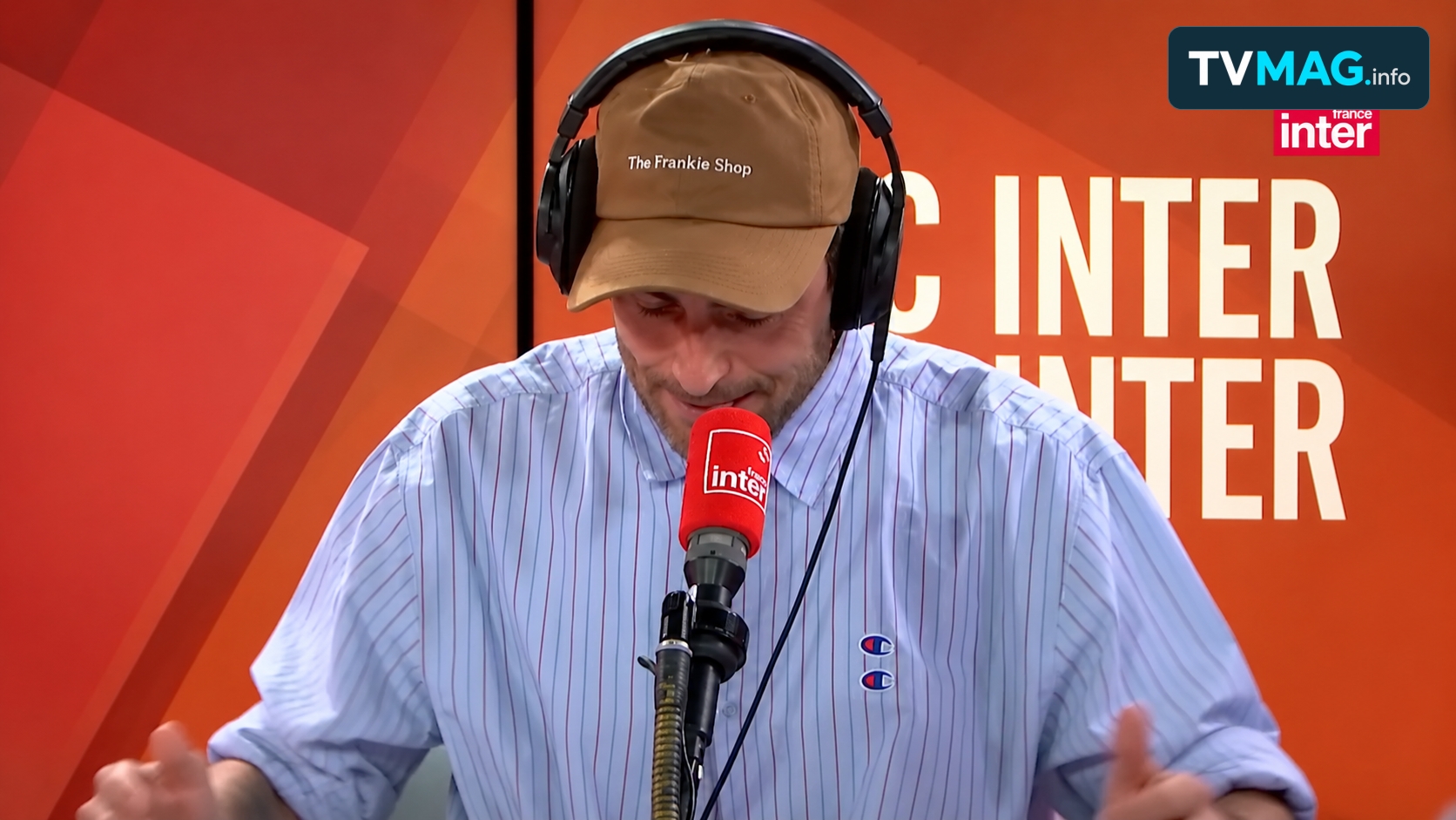 Camille Combal réussit ses débuts sur France Inter avec Les affaires reprennent