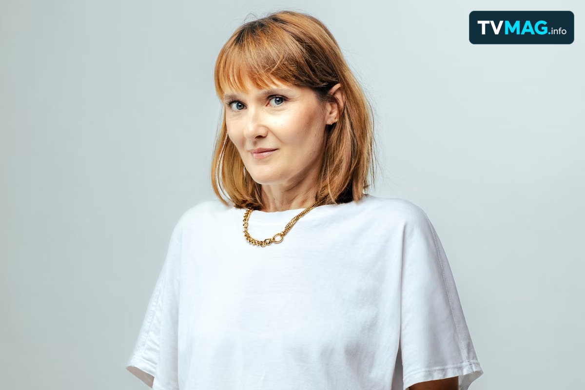 « Nova le soir » : Charline Roux transforme l’interview culturelle en test de personnalité